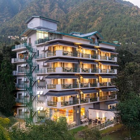 Quality Inn By Lawrence Hotels ダラムシャーラー エクステリア 写真