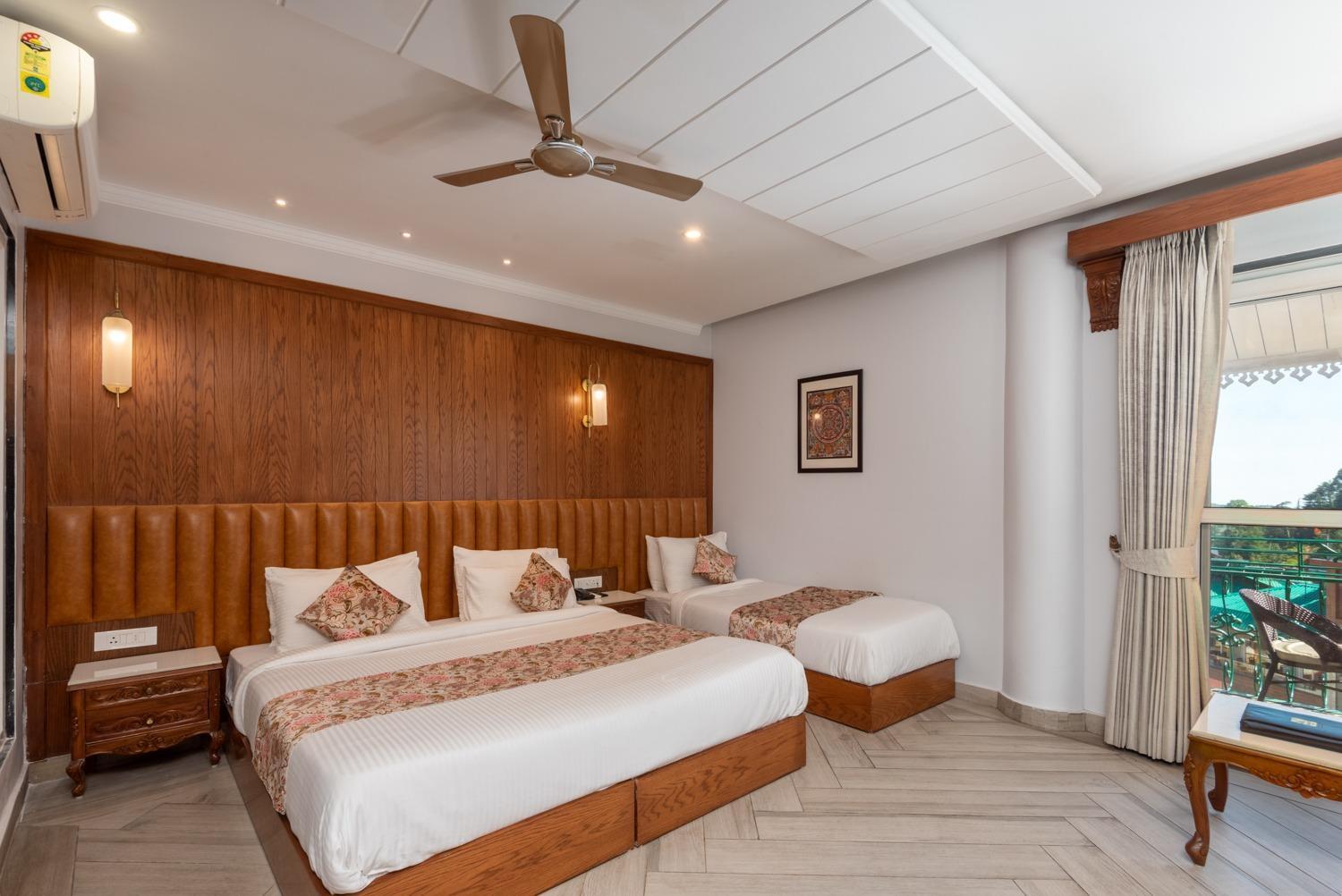 Quality Inn By Lawrence Hotels ダラムシャーラー エクステリア 写真