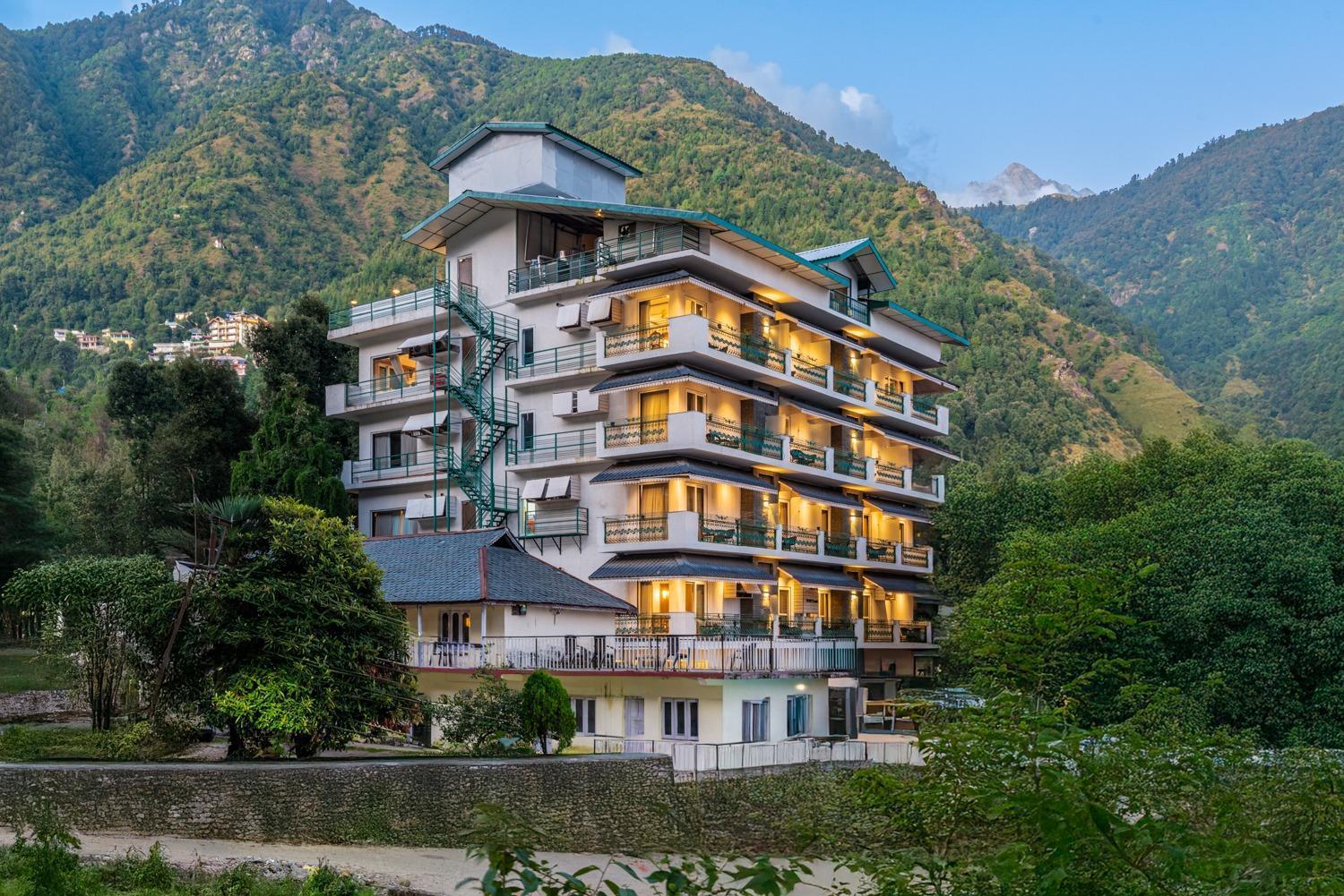 Quality Inn By Lawrence Hotels ダラムシャーラー エクステリア 写真